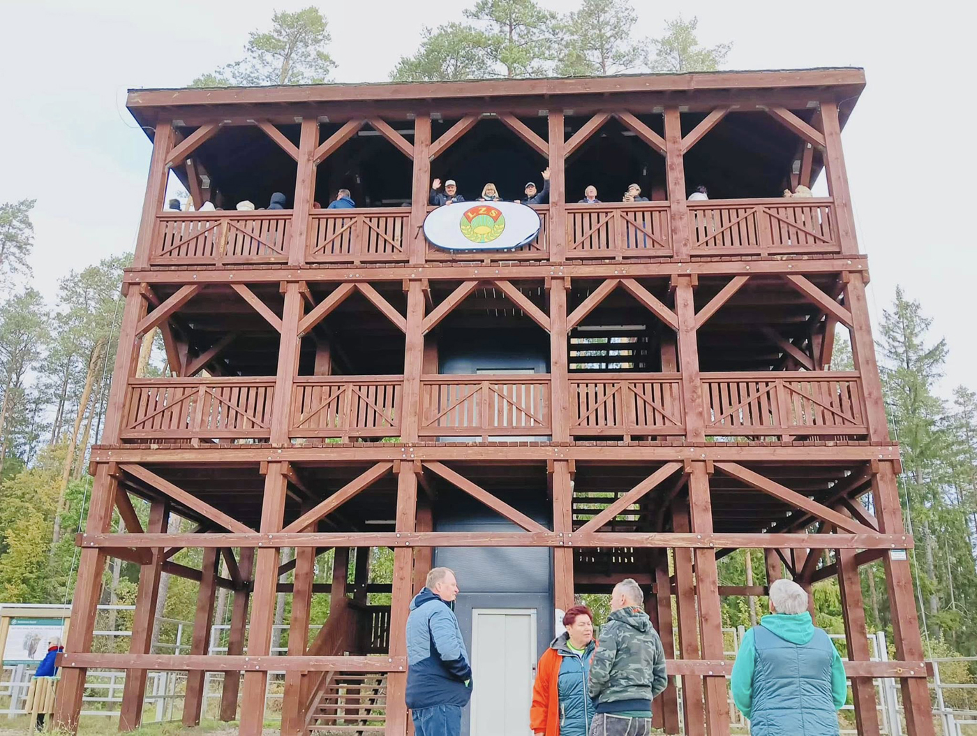 557505092 1365957648868229 1737986549494780276 n